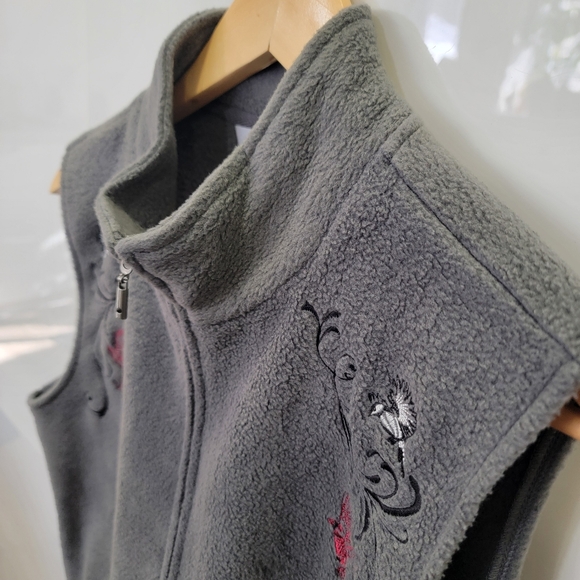 Northern Reflections Bird Embroidered Fleece Vest Cardinal Warm Women's M - Picture 10 of 17
